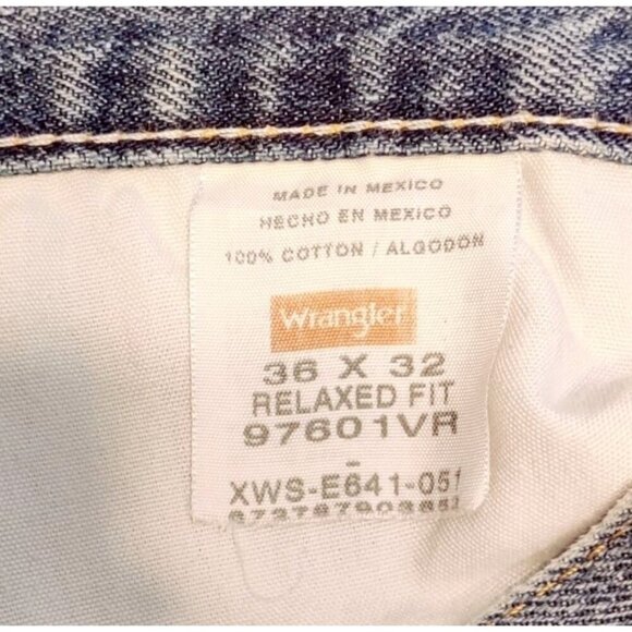 Wrangler Jeans Blue Denim PreOwned 36x32 Relaxed Fit Cotton Western Straight Cut - Picture 9 of 10